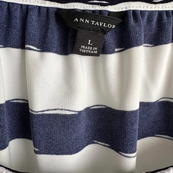 ANN TAYLOR White and Navy Striped Nautical Style Ladies Summer Top, L - Picture 3 of 5